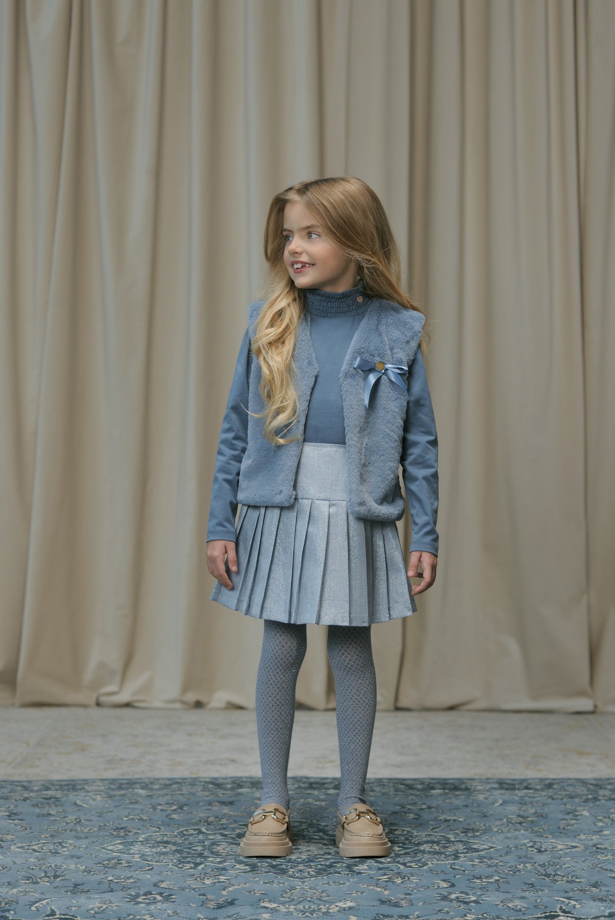 ELOISA furry gilet Blue