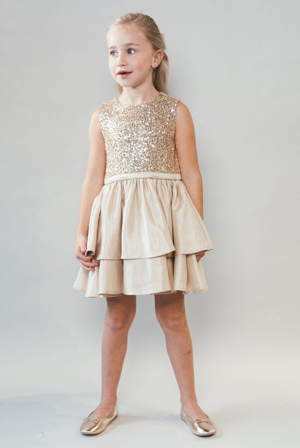 SHINY Festkleid. Golden Glow