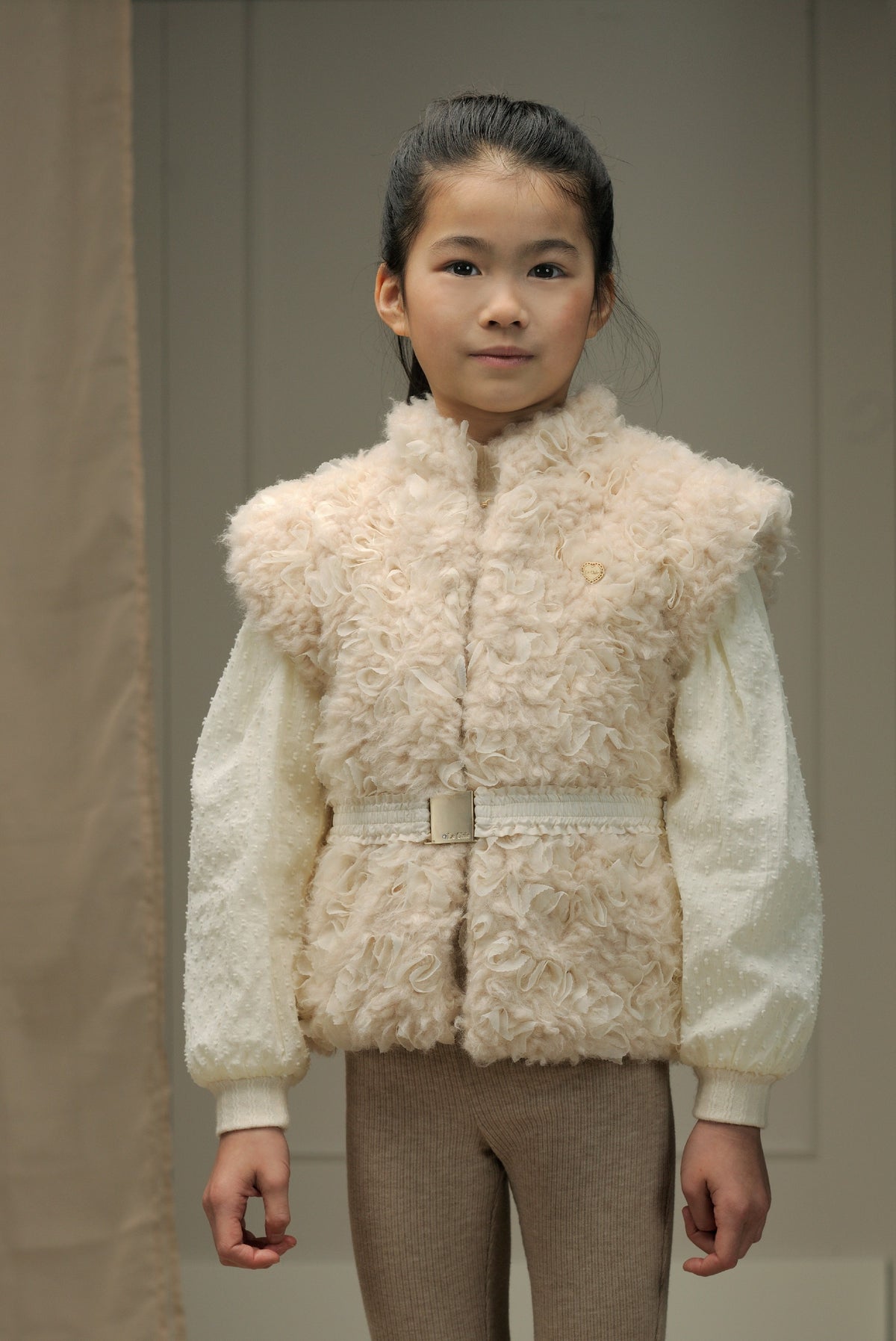 ♥ EMARO ♥ Bodywarmer aus Fellimitat und Voile *Dreamy Creamy*