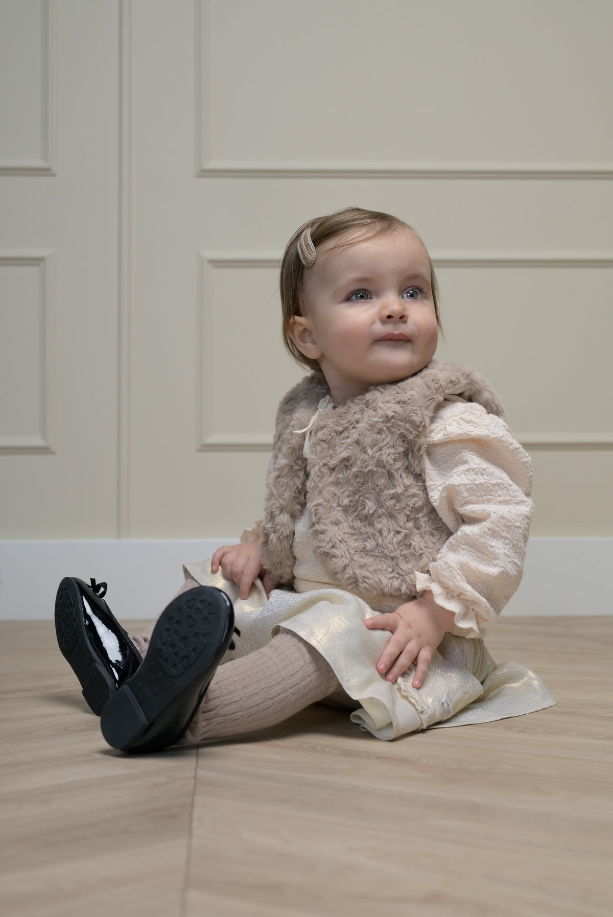 ELOSY furry gilet - Dune